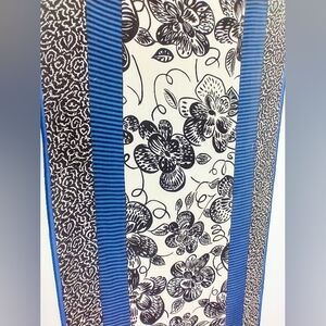 ADRIENNE VITTADINI SCARF
